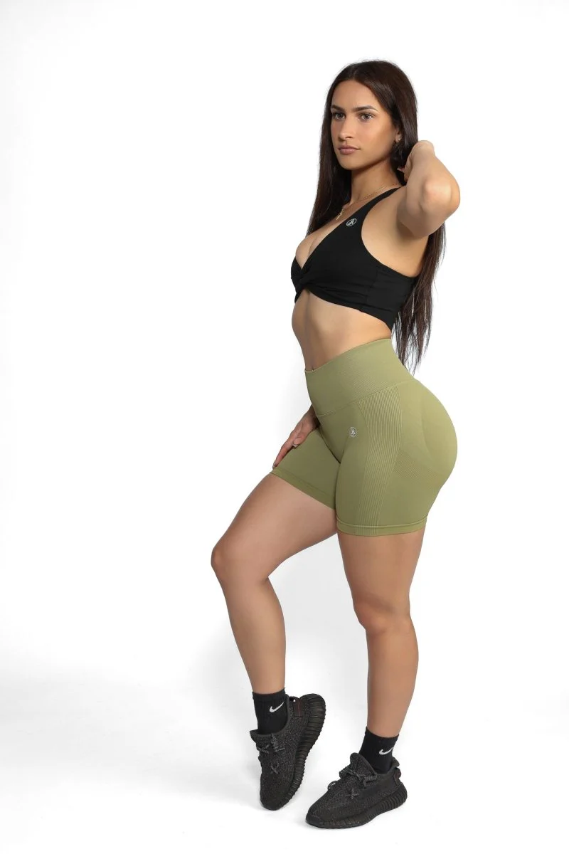 Pure Color Scrunch Shorts - Image 3