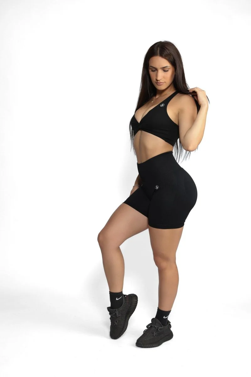 Pure Color Scrunch Shorts - Image 5