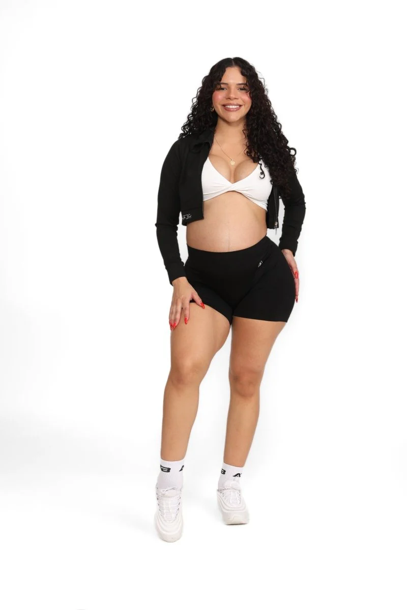 Seamless V Back Shorts - Image 24