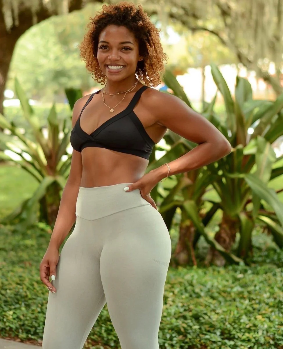OG Allure Leggings - Image 4